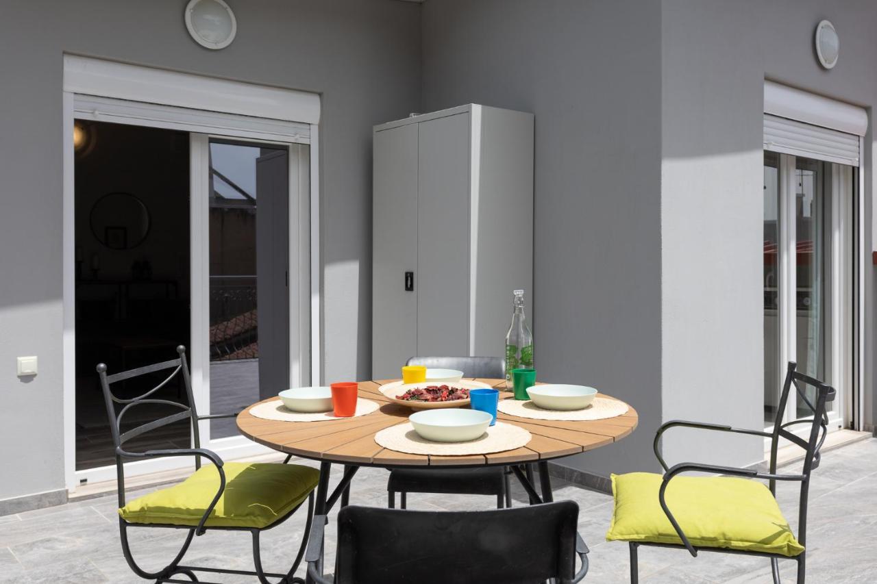 Modern City Center Loft Ioannina Buitenkant foto